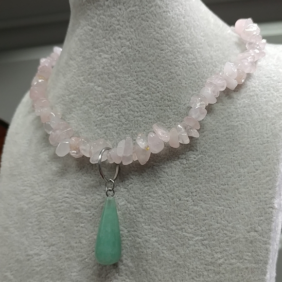 Rose Quartz Chip Beaded Necklace Aventurine Pendant Natural Gemstone Crystal - Picture 11 of 13